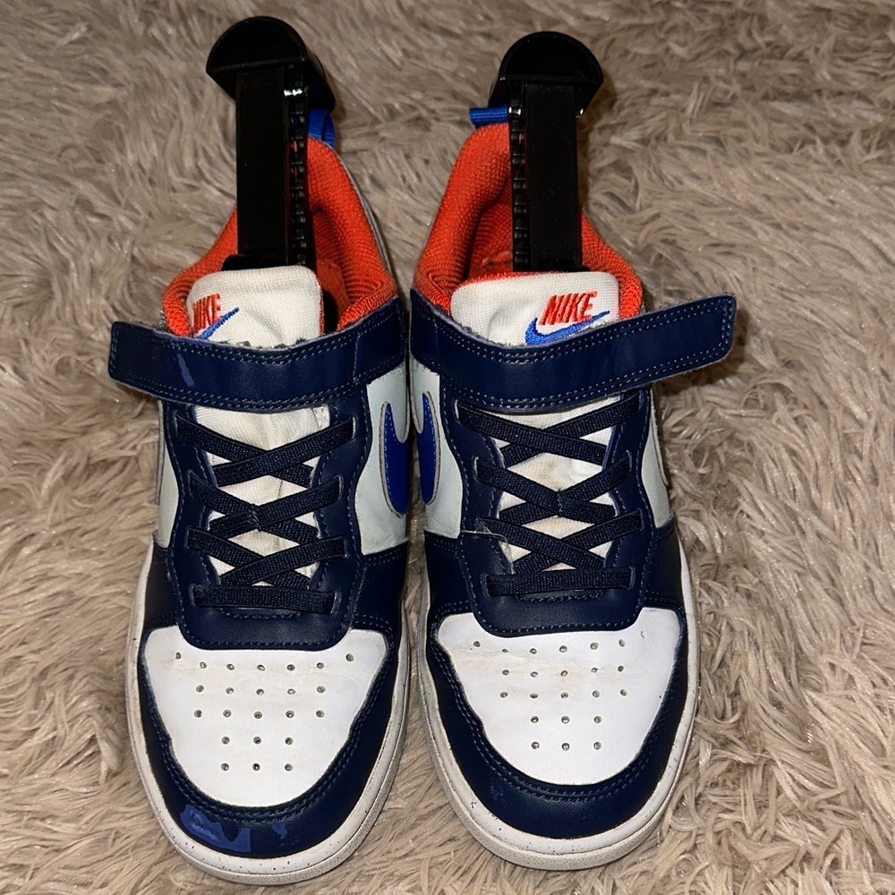 Nike Kids' Navy and White Sneakers. UNISEX